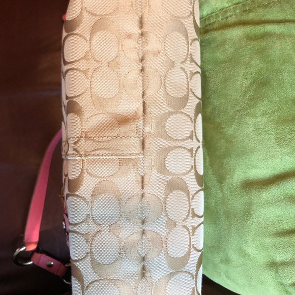 Coach Flower Embroidered Bag - Picture 8 of 13